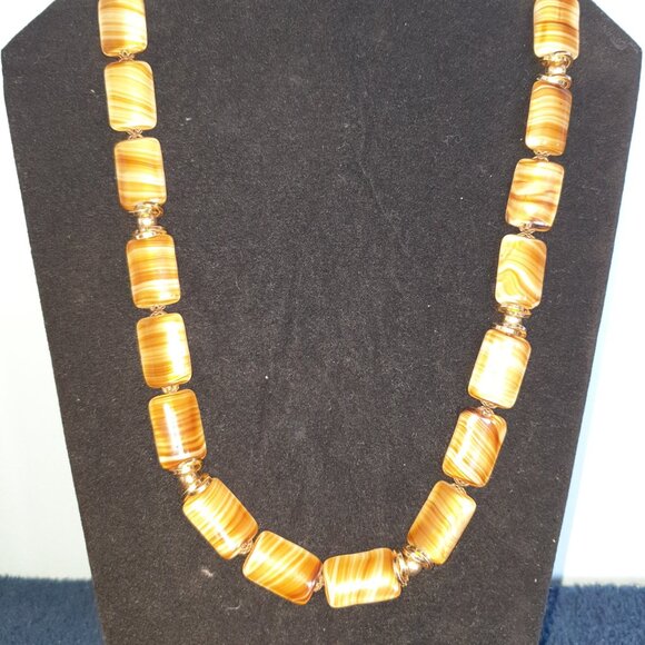 Amazing Vintage Art Deco Brown Agate Glass Beaded Hand Knotted Necklace - Picture 3 of 11